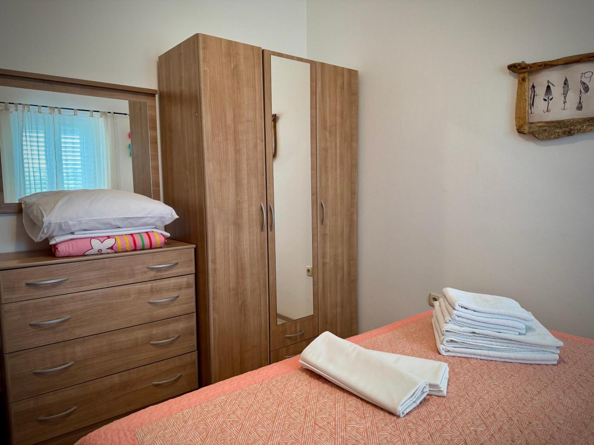 Apartments Maricic Rab Island Palit ภายนอก รูปภาพ