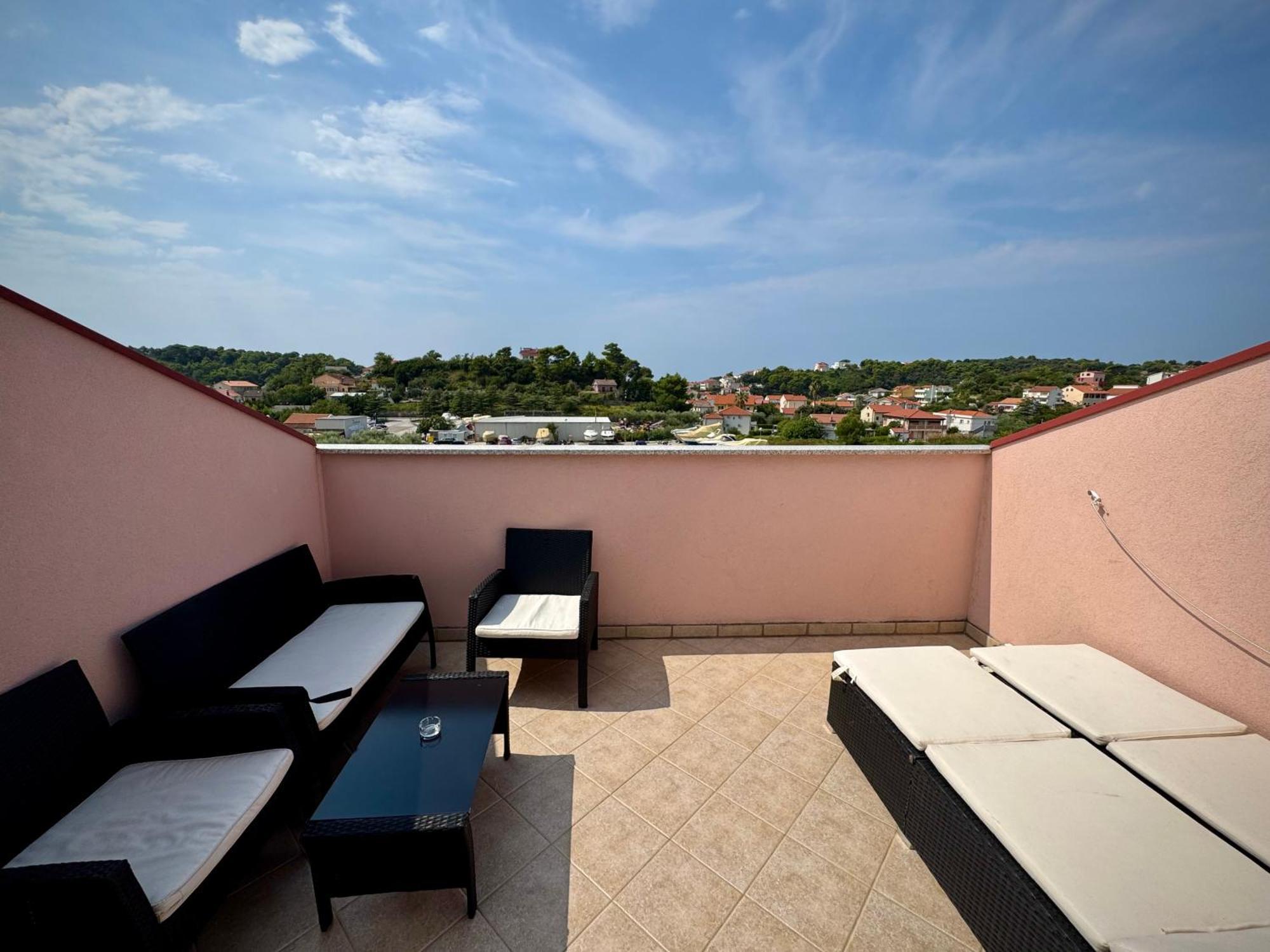 Apartments Maricic Rab Island Palit ภายนอก รูปภาพ